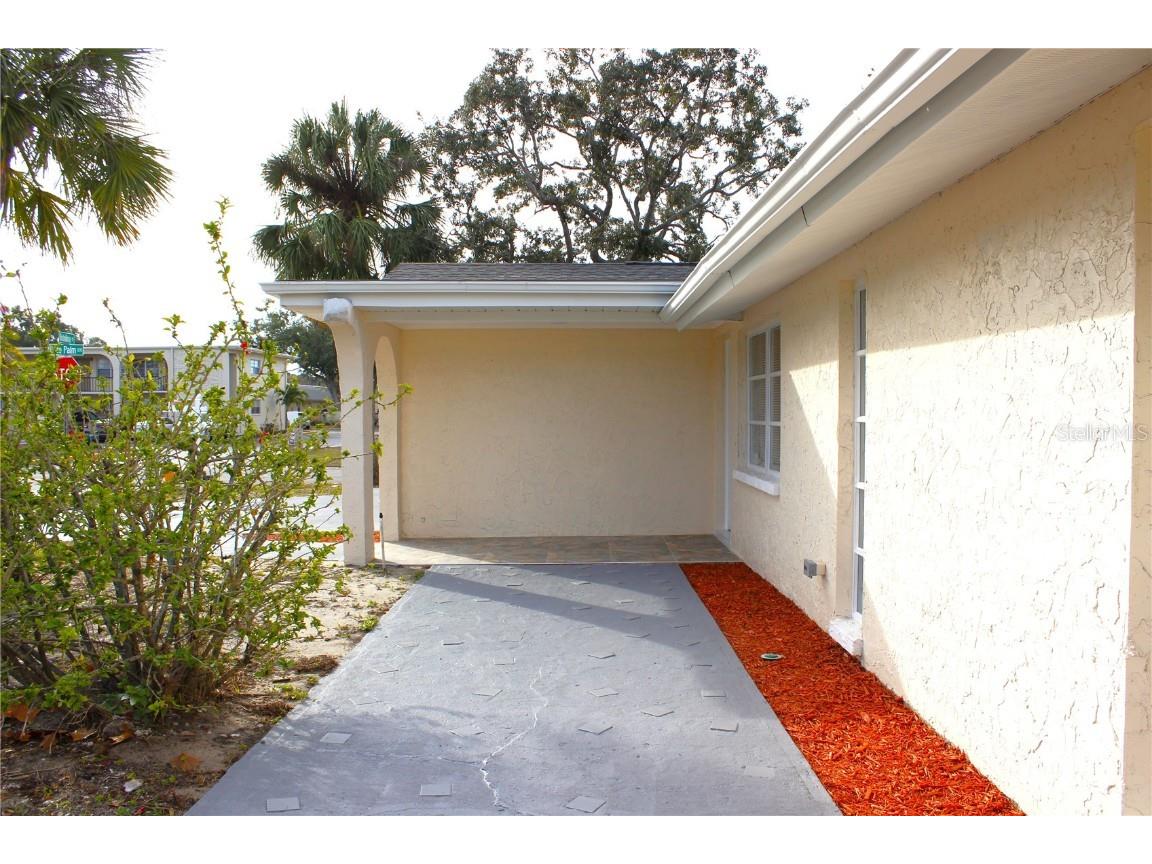 8621 Robilina Road Port Richey FL 34668 W7881400 image5