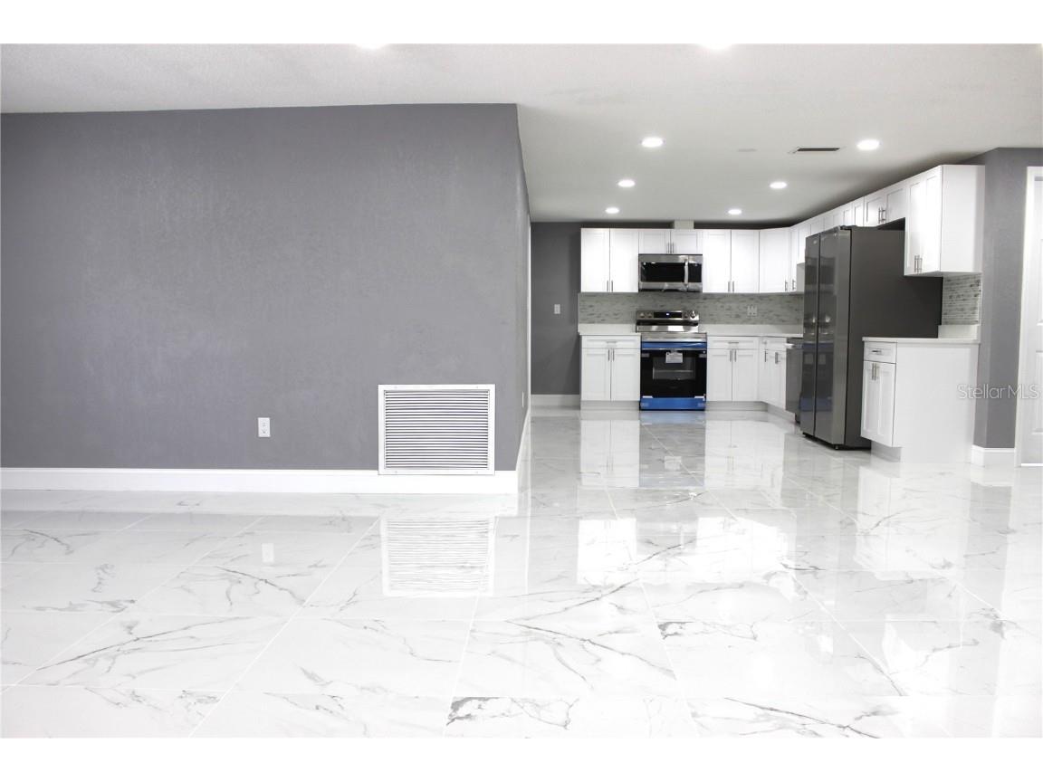 8621 Robilina Road Port Richey FL 34668 W7881400 image8