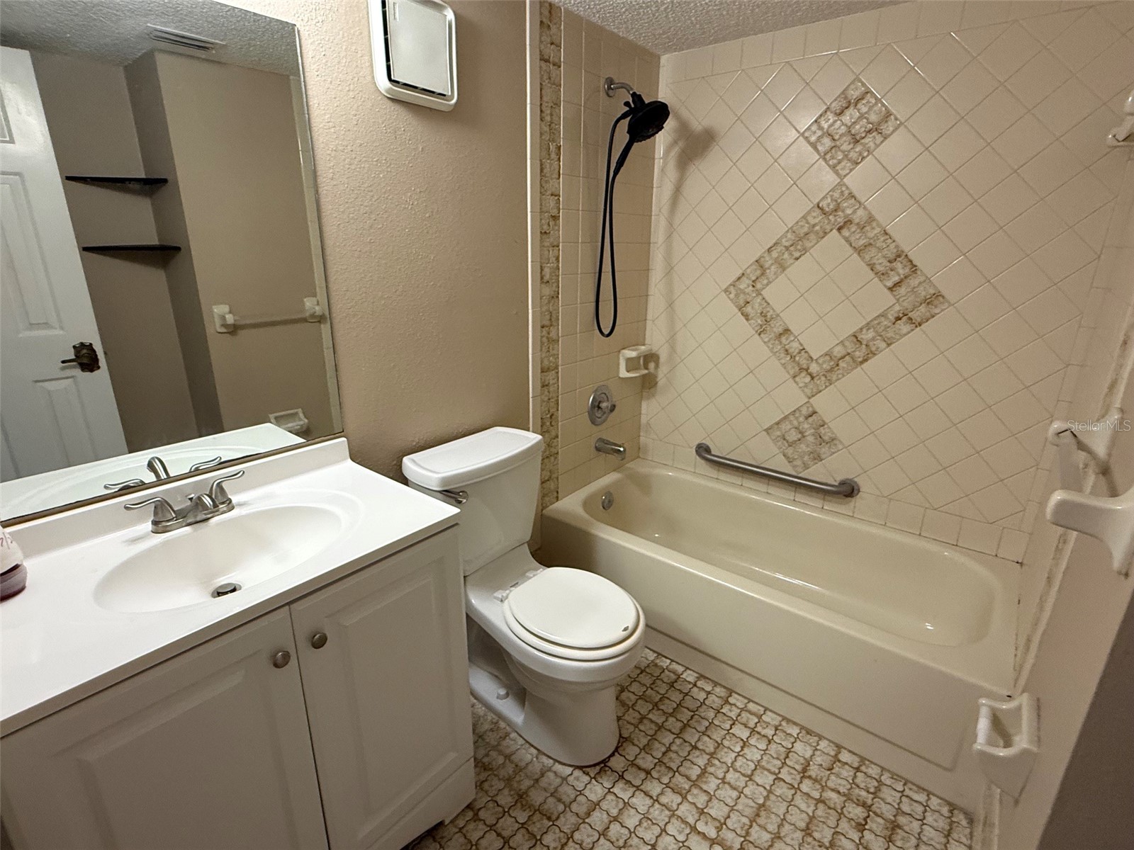 8621 Shadblow Court #4 Port Richey FL 34668 W7886285 image12