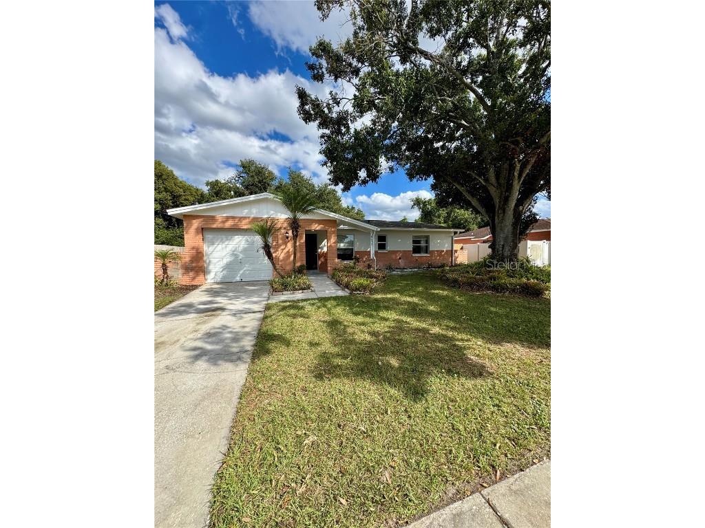 8622 Woodridge Road Tampa FL 33619 TB8441572 image1