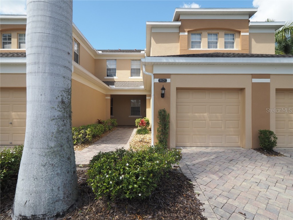 8624 Karpeal Drive #107 Sarasota FL 34238 A4601074 image1
