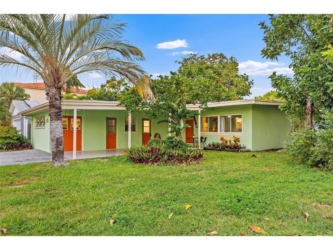 8625 Boca Ciega Drive Saint Pete Beach FL 33706 - INTRACOASTAL WATERWAY U8189800 image1