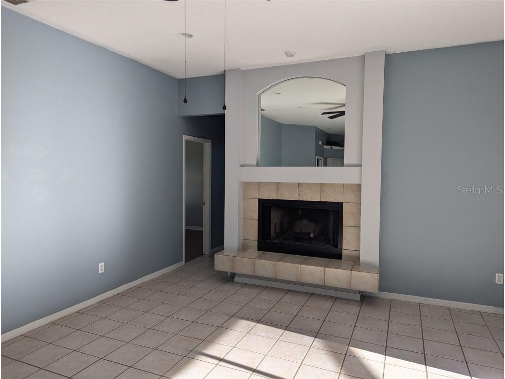 8625 Centre Court Seminole FL 33777 TB8434991 image5