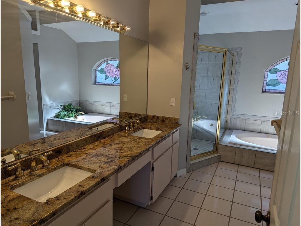 8625 Centre Court Seminole FL 33777 TB8434991 image9