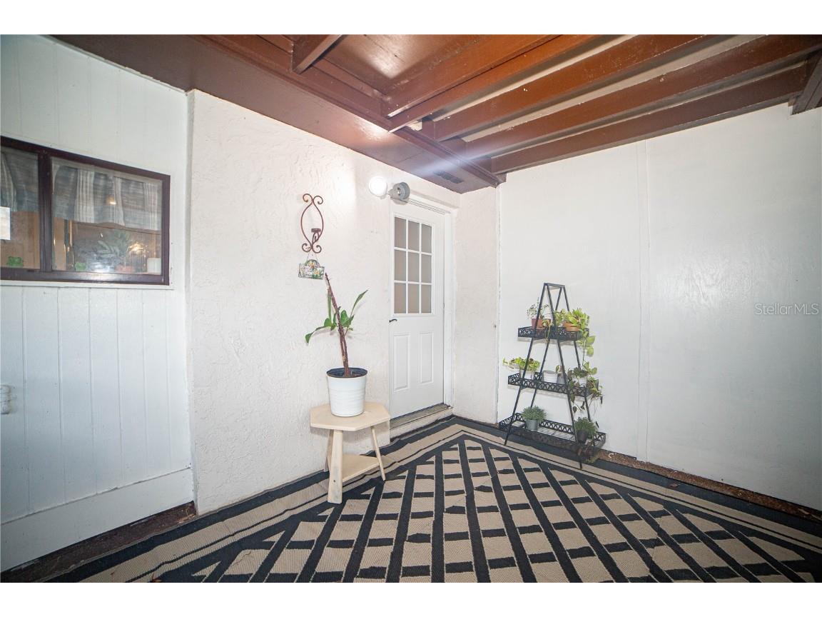 8625 Lake Isle Drive Temple Terrace FL 33637 T3469246 image1