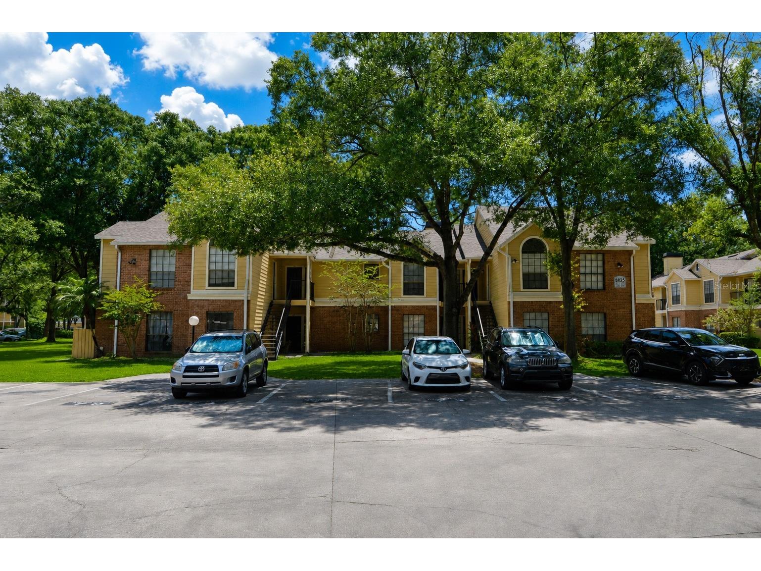 8625 Mallard Reserve Drive #101 Tampa FL 33614 TB8515228 image1