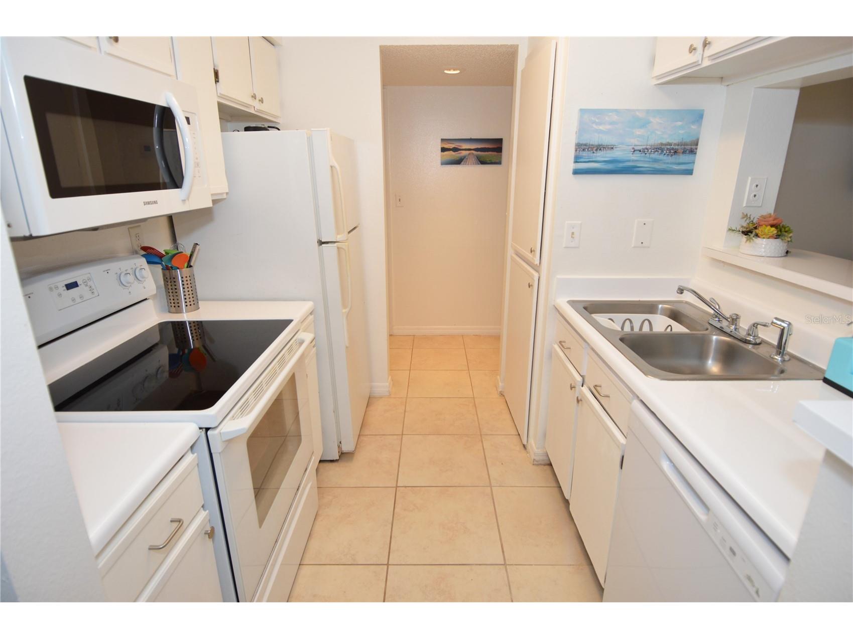 8625 Mallard Reserve Drive #101 Tampa FL 33614 TB8515228 image6