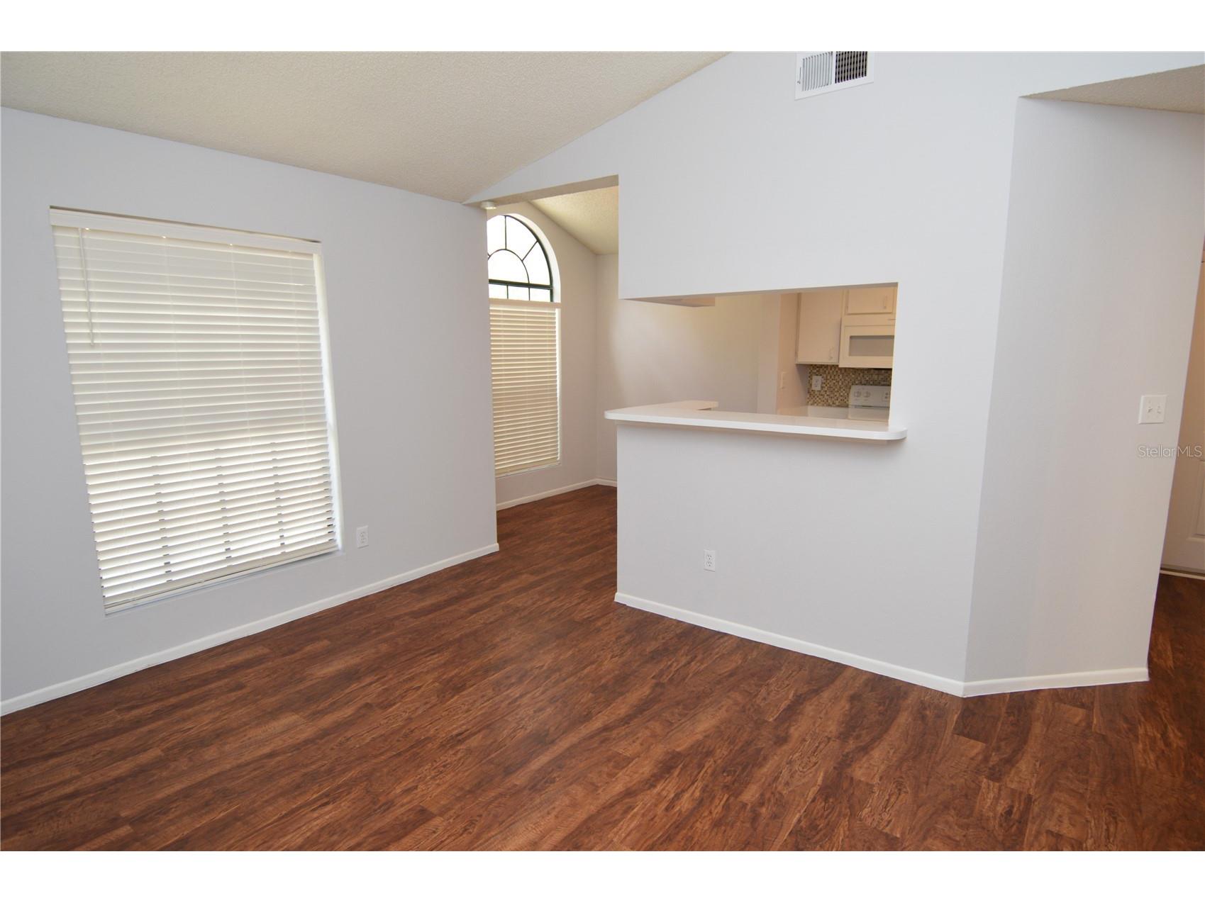 8625 Mallard Reserve Drive #201 Tampa FL 33614 TB8527502 image15