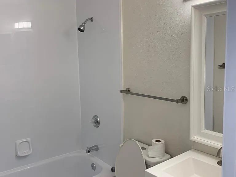8625 Mallard Reserve Drive #204 Tampa FL 33614 TB8454569 image15