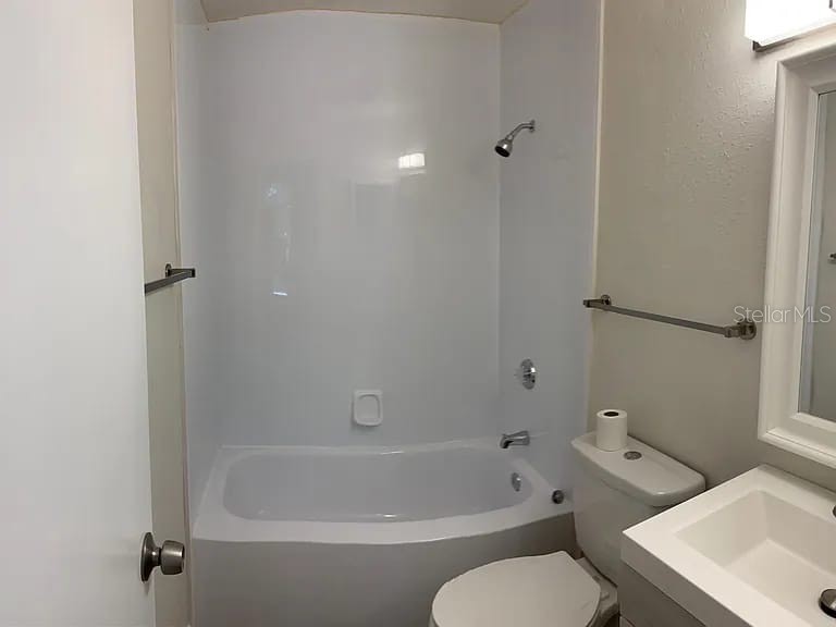 8625 Mallard Reserve Drive #204 Tampa FL 33614 TB8454569 image16