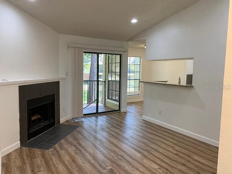 8625 Mallard Reserve Drive #204 Tampa FL 33614 TB8454569 image5