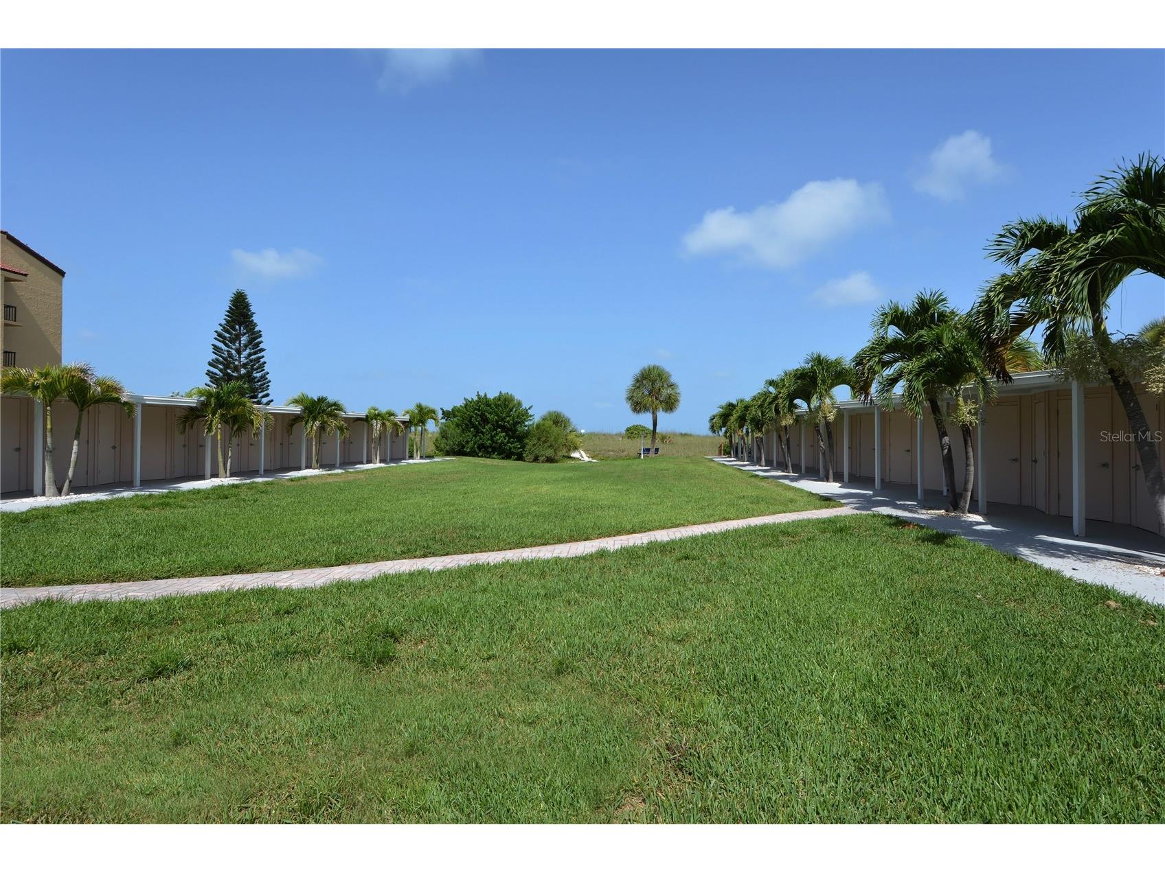 8625 Midnight Pass Road #305B Sarasota FL 34242 A4670970 image27