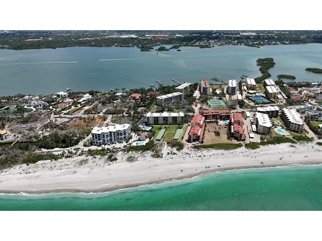 8625 Midnight Pass Road #305B Sarasota FL 34242 A4670970 image38