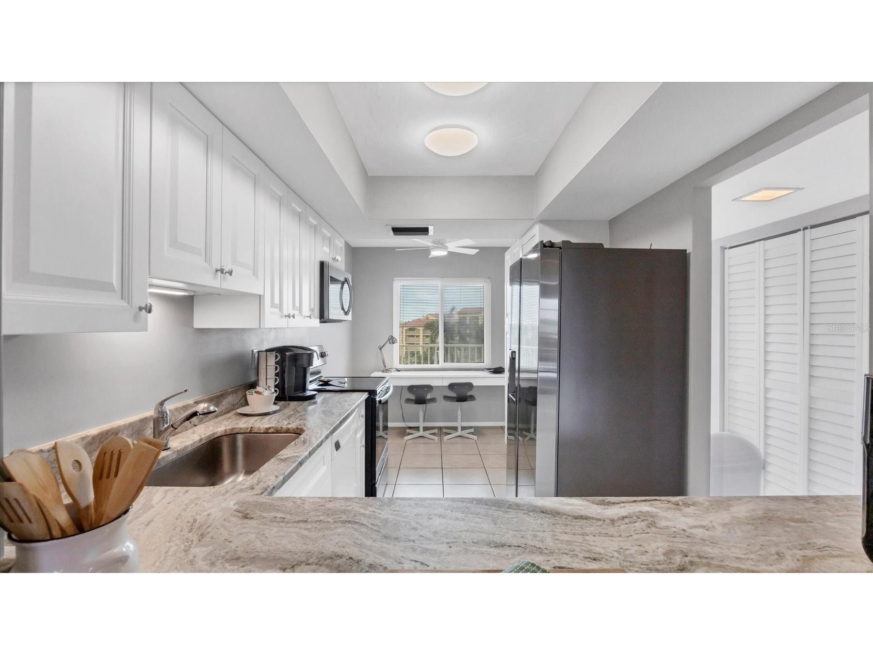 8625 Midnight Pass Road #506B Sarasota FL 34242 - SARASOTA BAY A4684215 image16