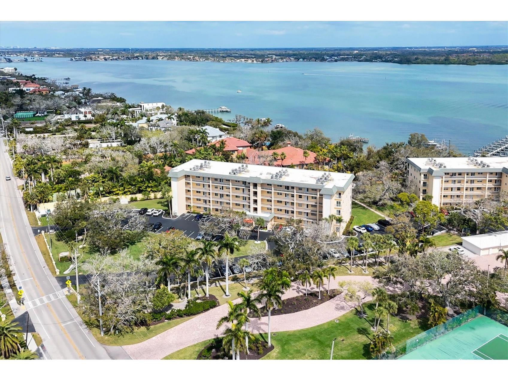 8625 Midnight Pass Road #506B Sarasota FL 34242 - SARASOTA BAY A4684215 image3