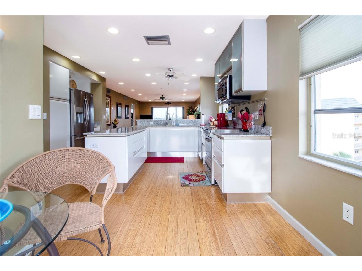 8625 Midnight Pass Road #B508 Sarasota FL 34242 A4611928 image10