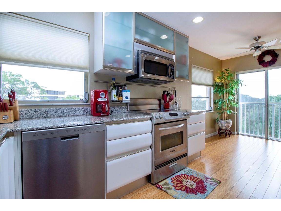 8625 Midnight Pass Road #B508 Sarasota FL 34242 A4611928 image13