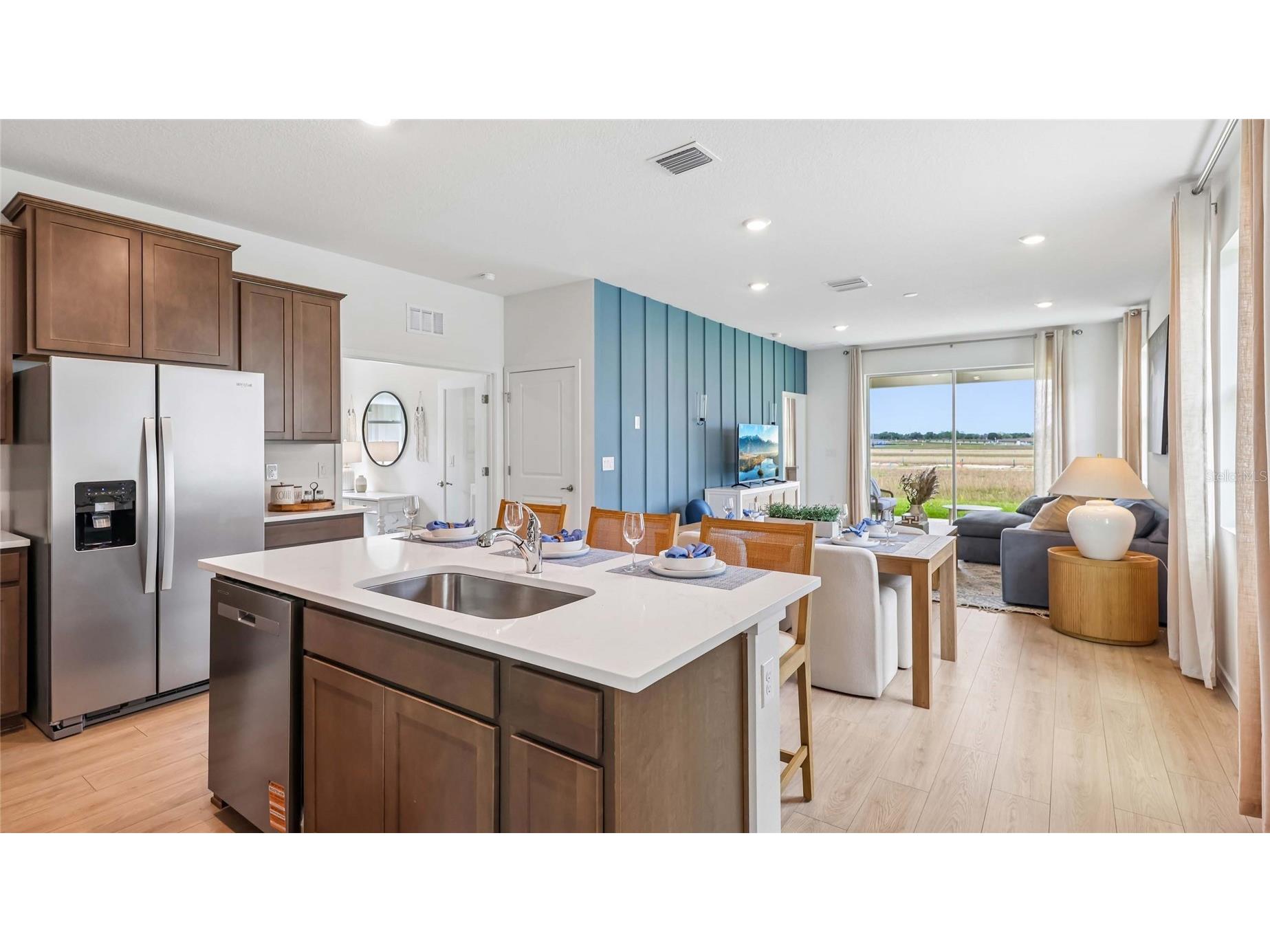 8625 Pinecrest Trail Wildwood FL 34785 OM727805 image3