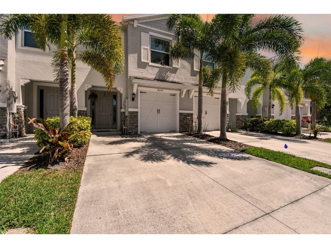 8626 Palmer Park Circle Sarasota FL 34238 U8194087 image1