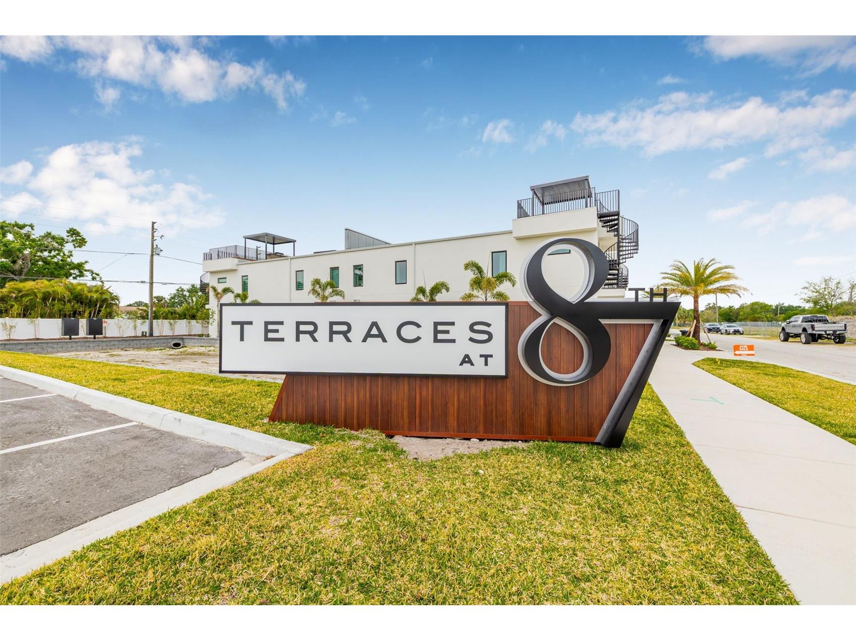 8627 5th Street N Saint Petersburg FL 33702 TB8505720 image1