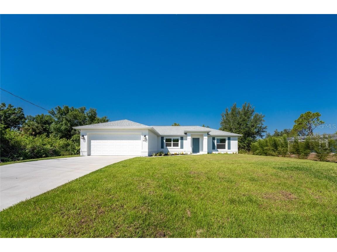 8627 Lisa Boulevard North Port FL 34288 C7493334 image1