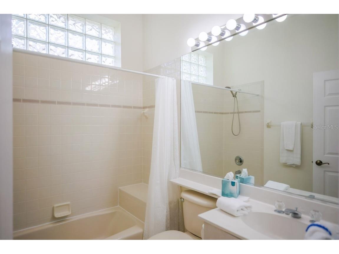 8628 54th Avenue Circle E Bradenton FL 34211 A4664169 image17