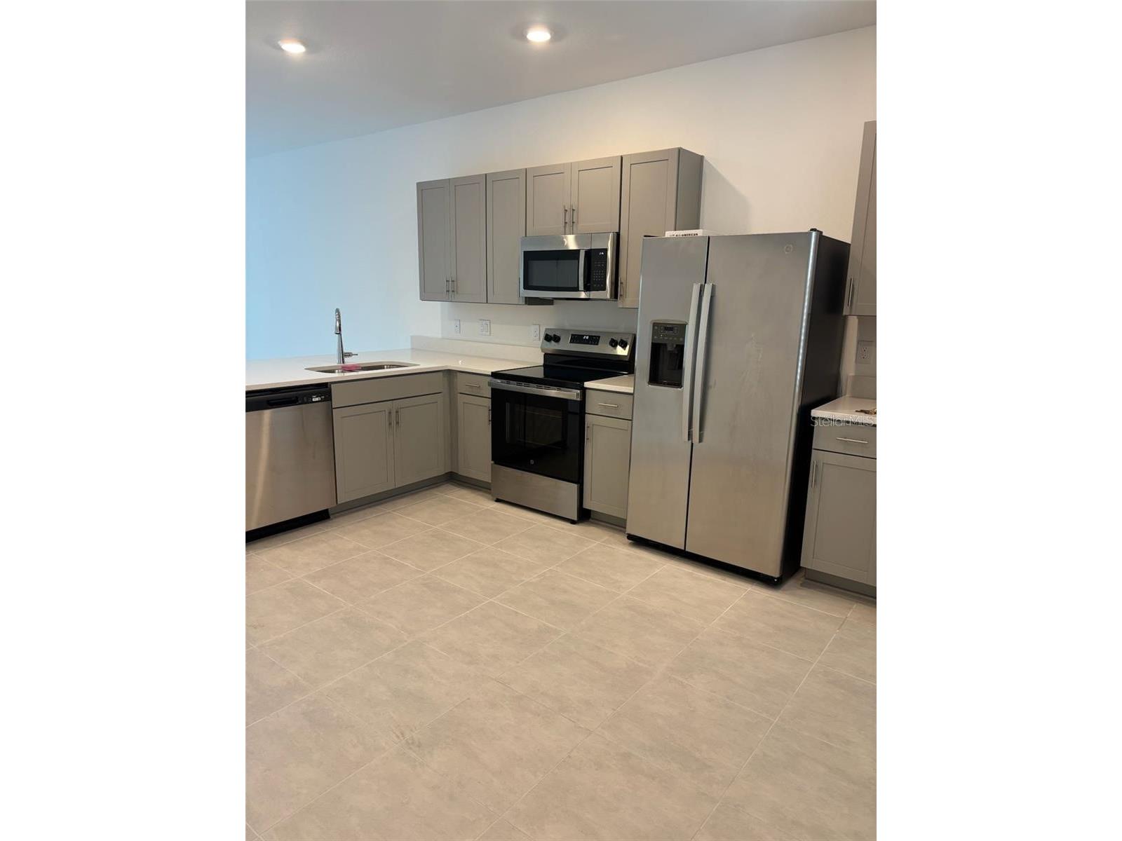 8629 Daybreak Street Sarasota FL 34241 A4693605 image3