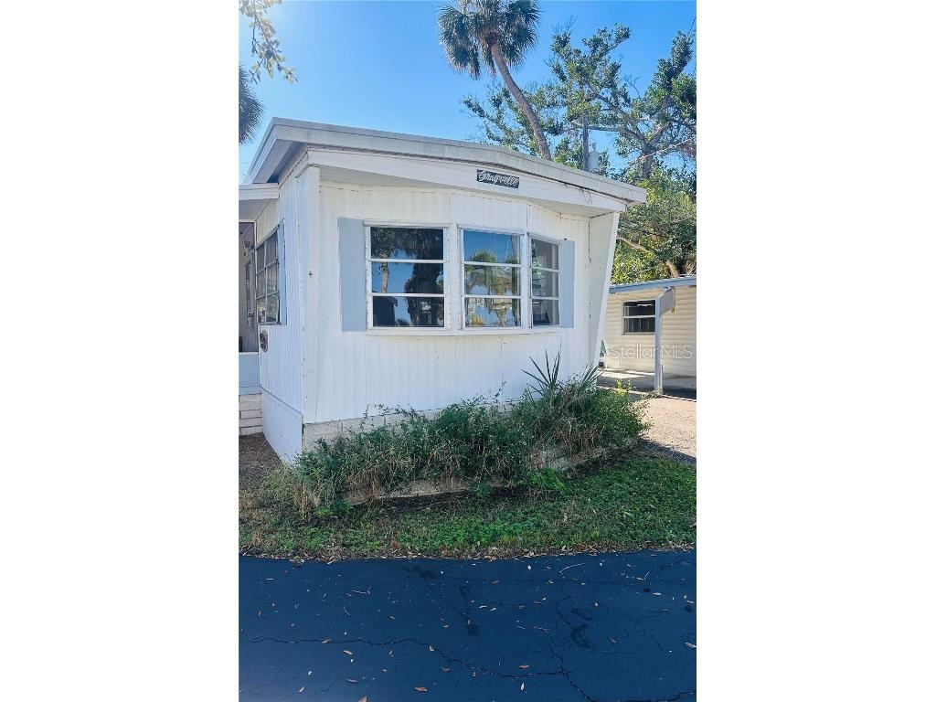 8630 42 Nd Place N #14 Saint Petersburg FL 33709 TB8458173 image1