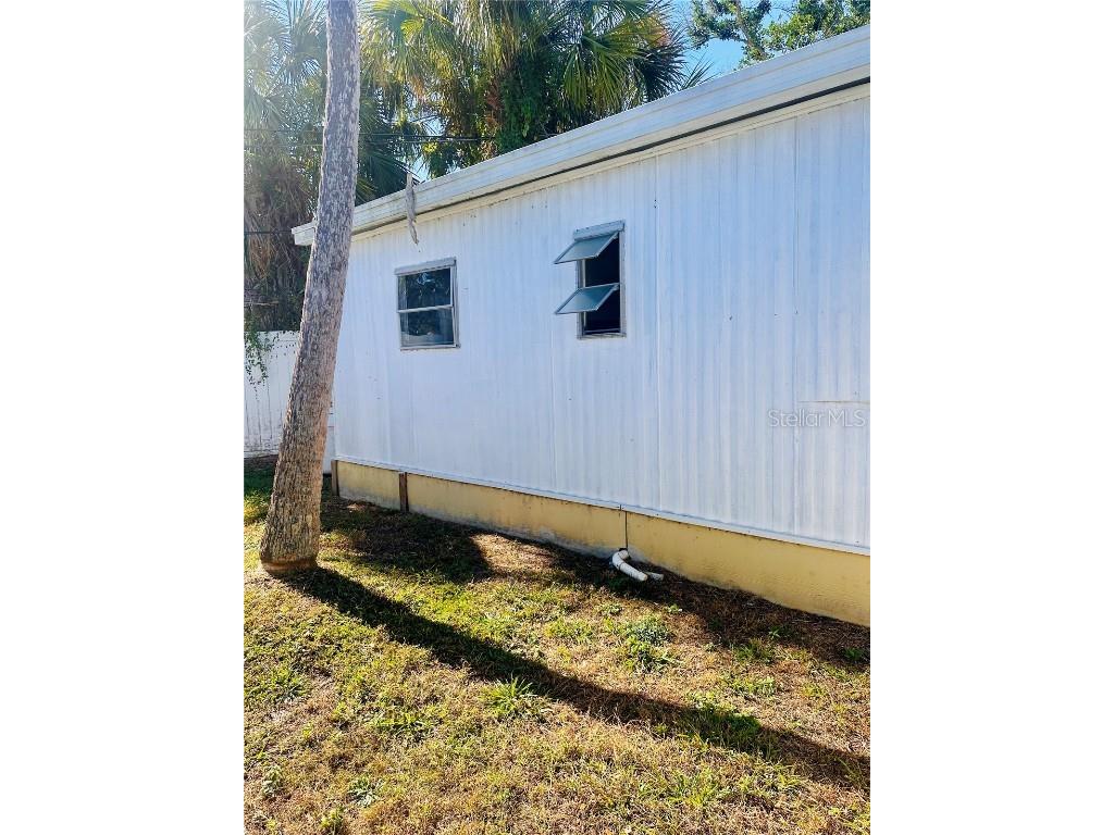 8630 42 Nd Place N #14 Saint Petersburg FL 33709 TB8458173 image2