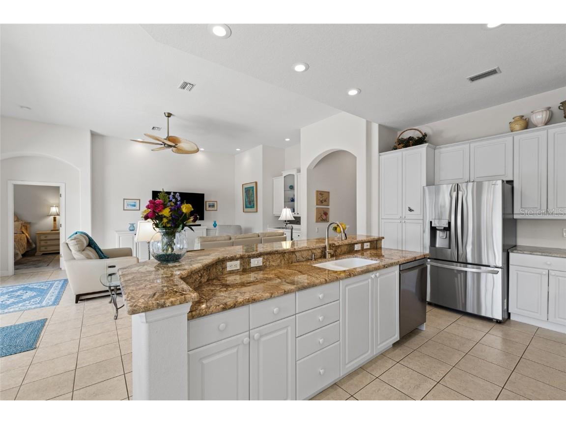 8630 51st Terrace E Bradenton FL 34211 A4648004 image8