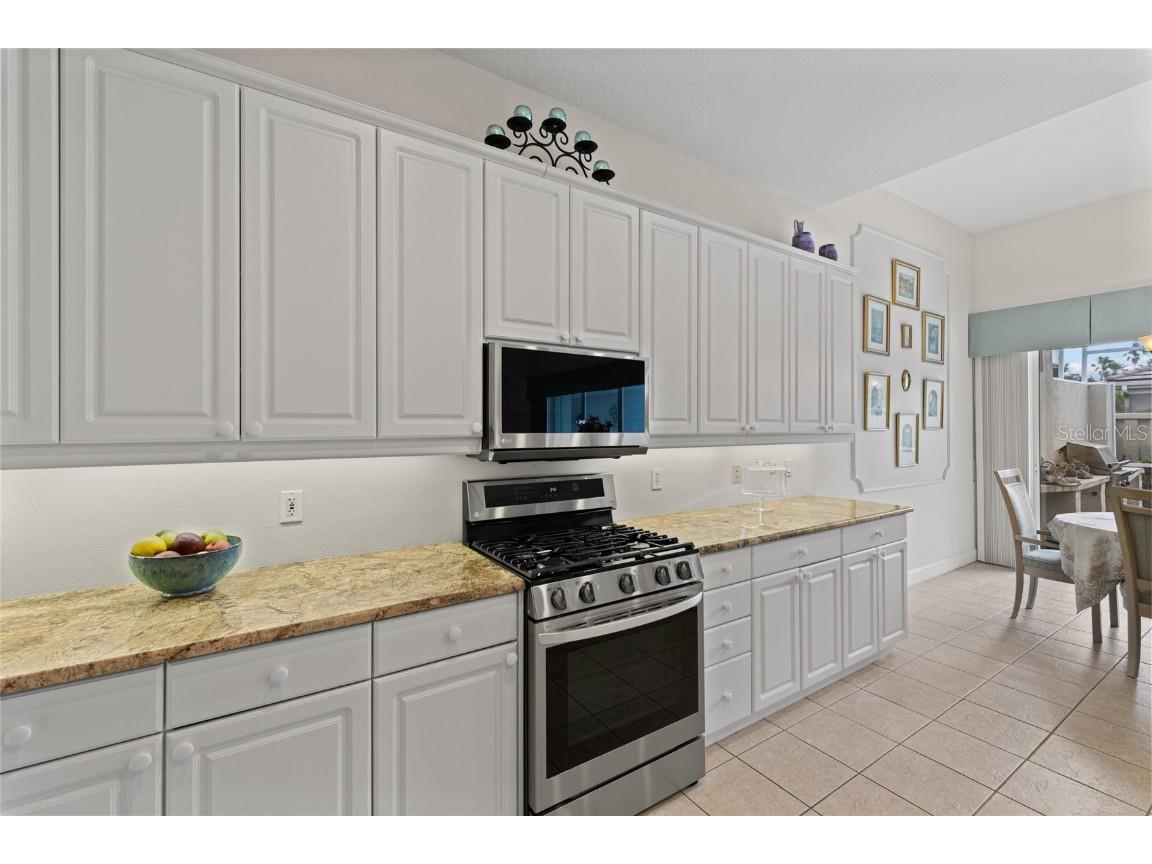 8630 51st Terrace E Bradenton FL 34211 A4648004 image9