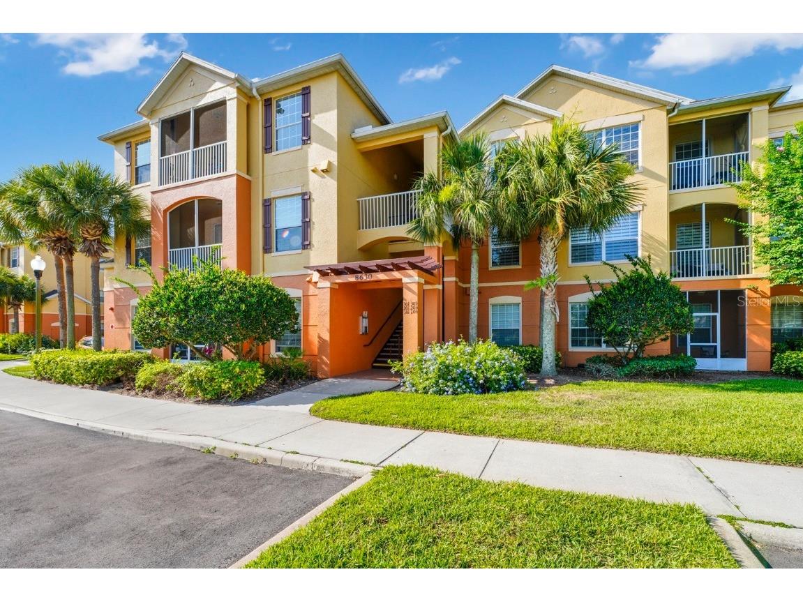 8630 Buccilli Drive #102 Orlando FL 32829 O6212031 image1