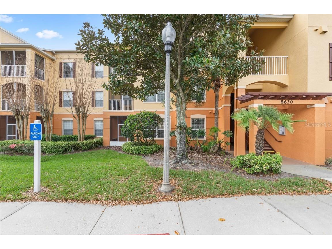 8630 Buccilli Drive #109 Orlando FL 32829 O6187772 image1