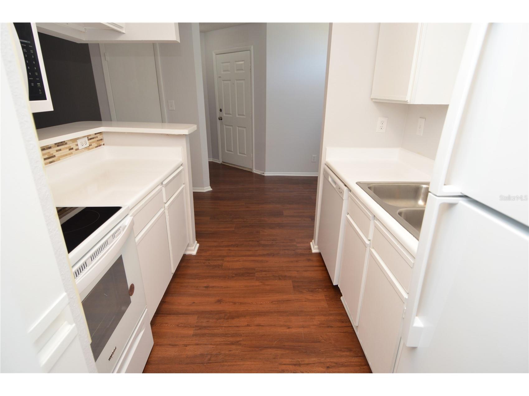 8630 Mallard Reserve Drive #205 Tampa FL 33614 TB8532511 image10