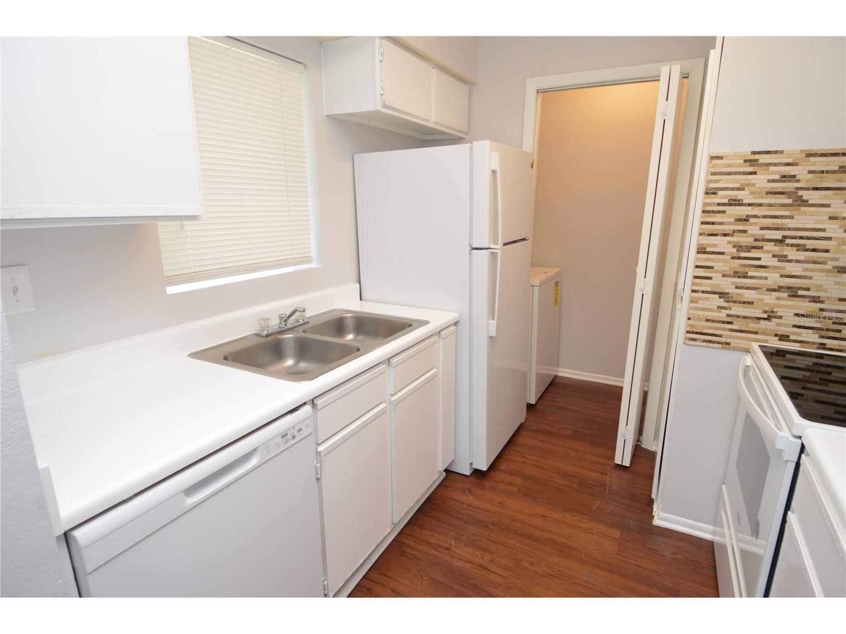 8630 Mallard Reserve Drive #205 Tampa FL 33614 TB8532511 image5