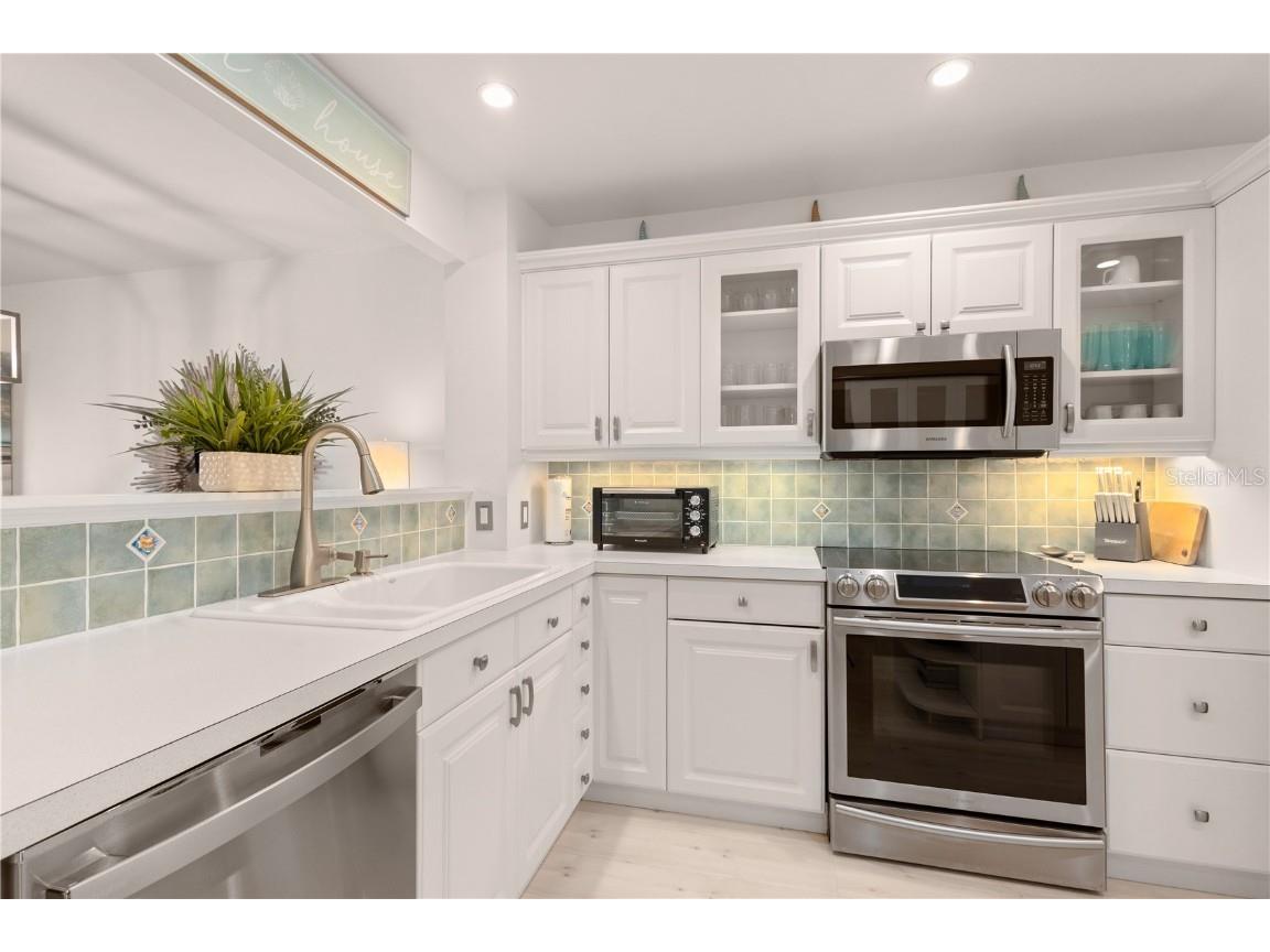 8630 Midnight Pass Road #103A Sarasota FL 34242 A4671155 image17