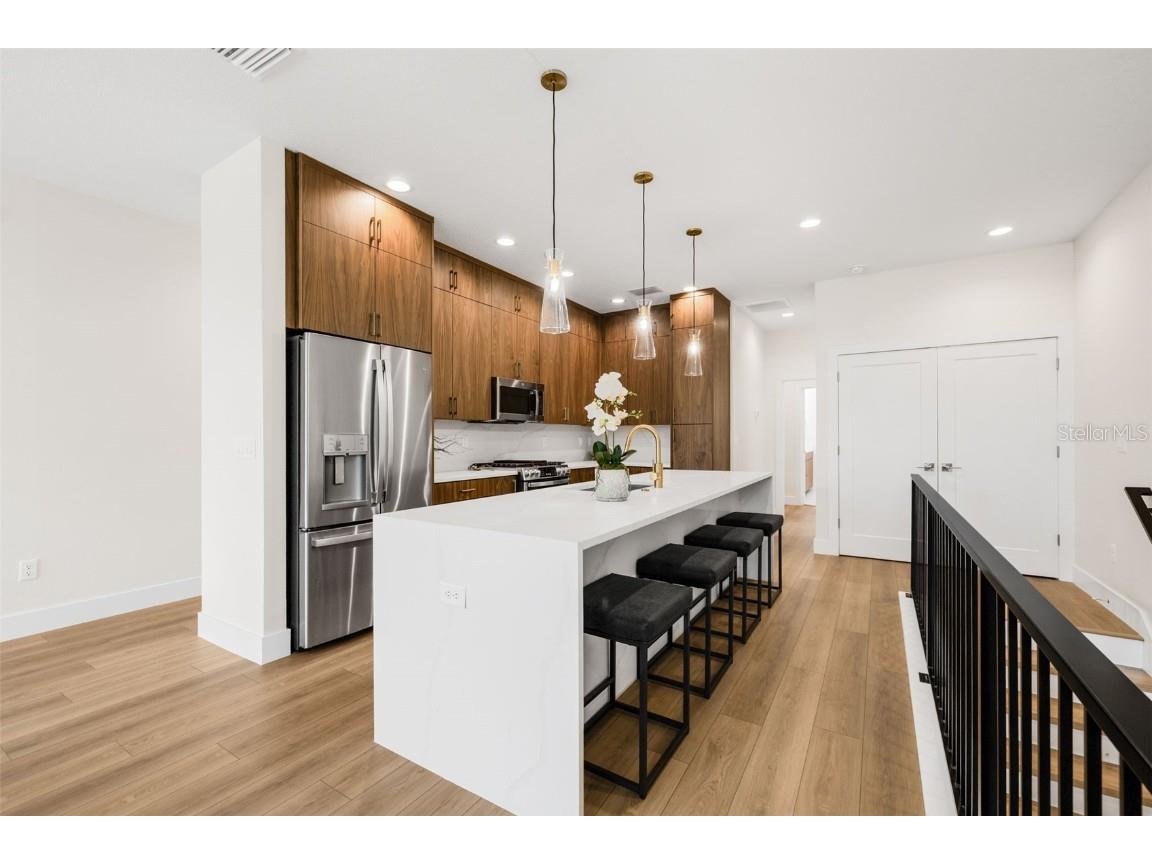 8631 5th Street North Saint Petersburg FL 33702 TB8342586 image12