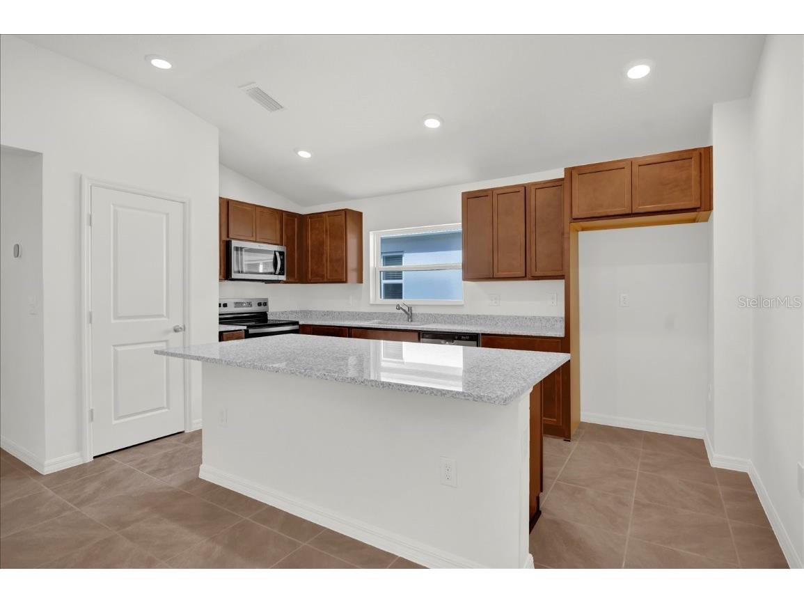 8633 Caribbean Pine Way Lakeland FL 33809 O6363863 image3