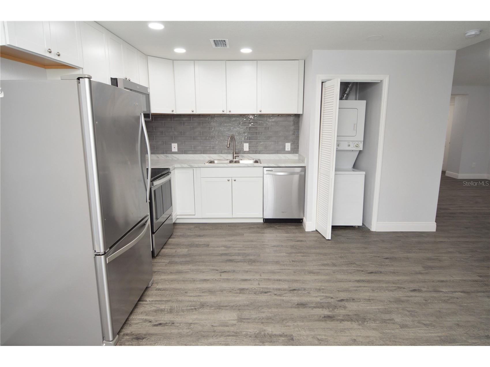 8633 Fancy Finch Drive #201 Tampa FL 33614 TB8508213 image9