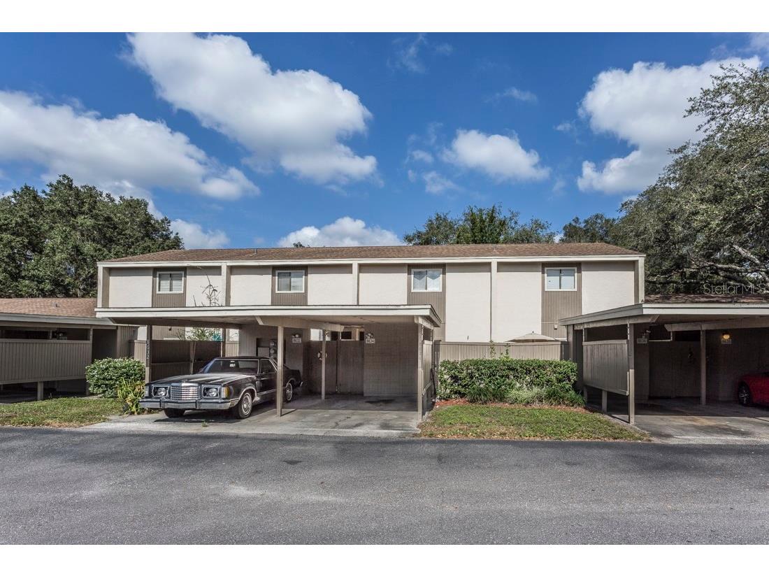 8634 Lake Isle Drive Temple Terrace FL 33637 W7855799 image1