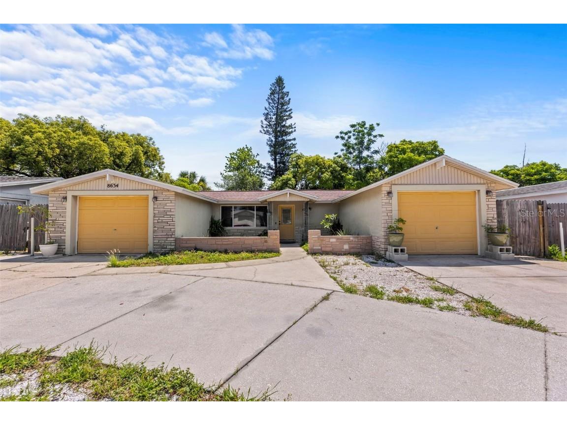 8634 Roble Way Port Richey FL 34668 W7875936 image1