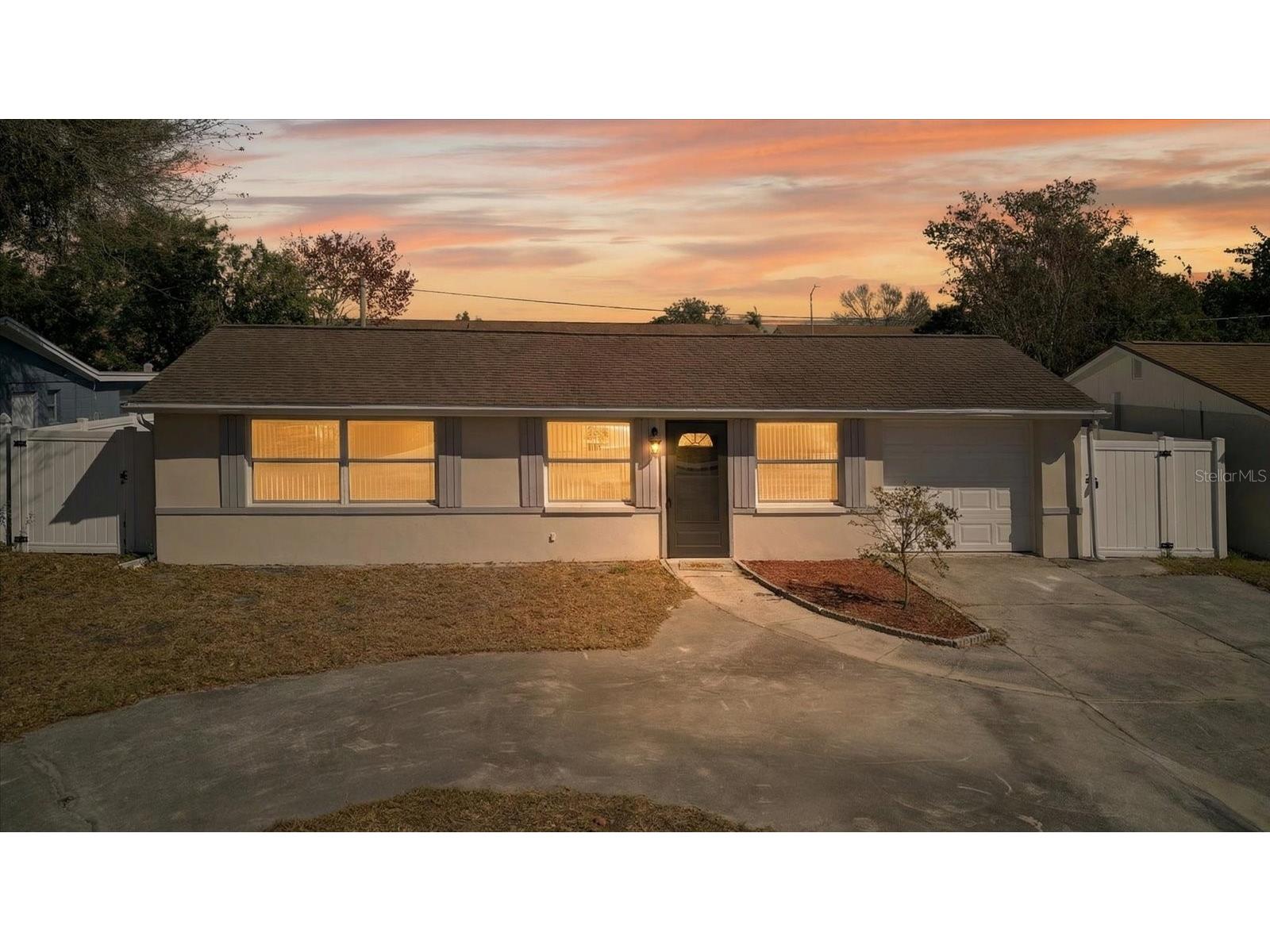 8634 Velvet Drive Port Richey FL 34668 W7883083 image1