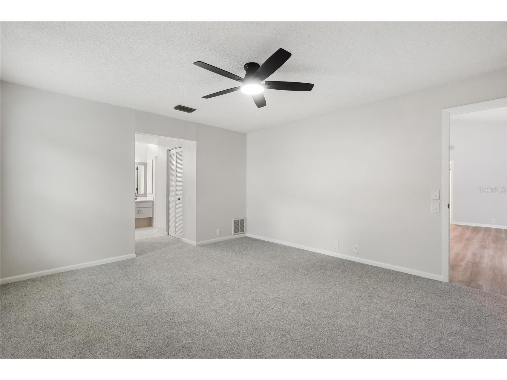 8635 Braxton Drive Hudson FL 34667 W7885866 image17