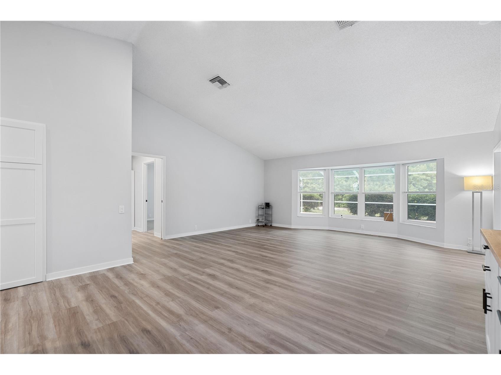 8635 Braxton Drive Hudson FL 34667 W7885866 image3