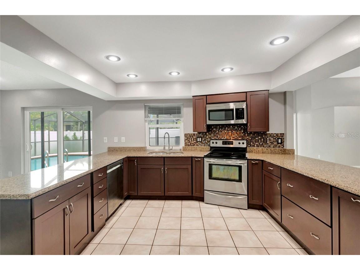 8635 Chadwick Drive Tampa FL 33635 TB8450440 image15