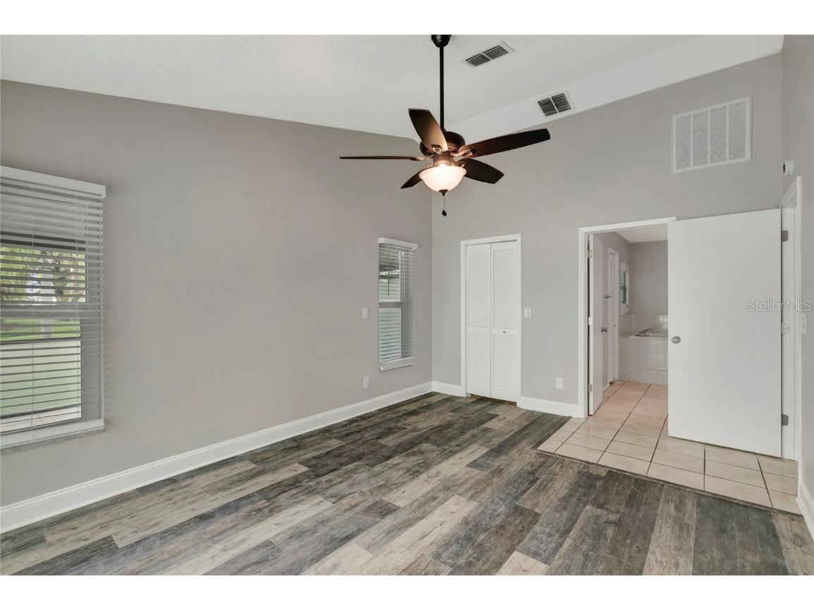 8635 Chadwick Drive Tampa FL 33635 TB8450440 image23