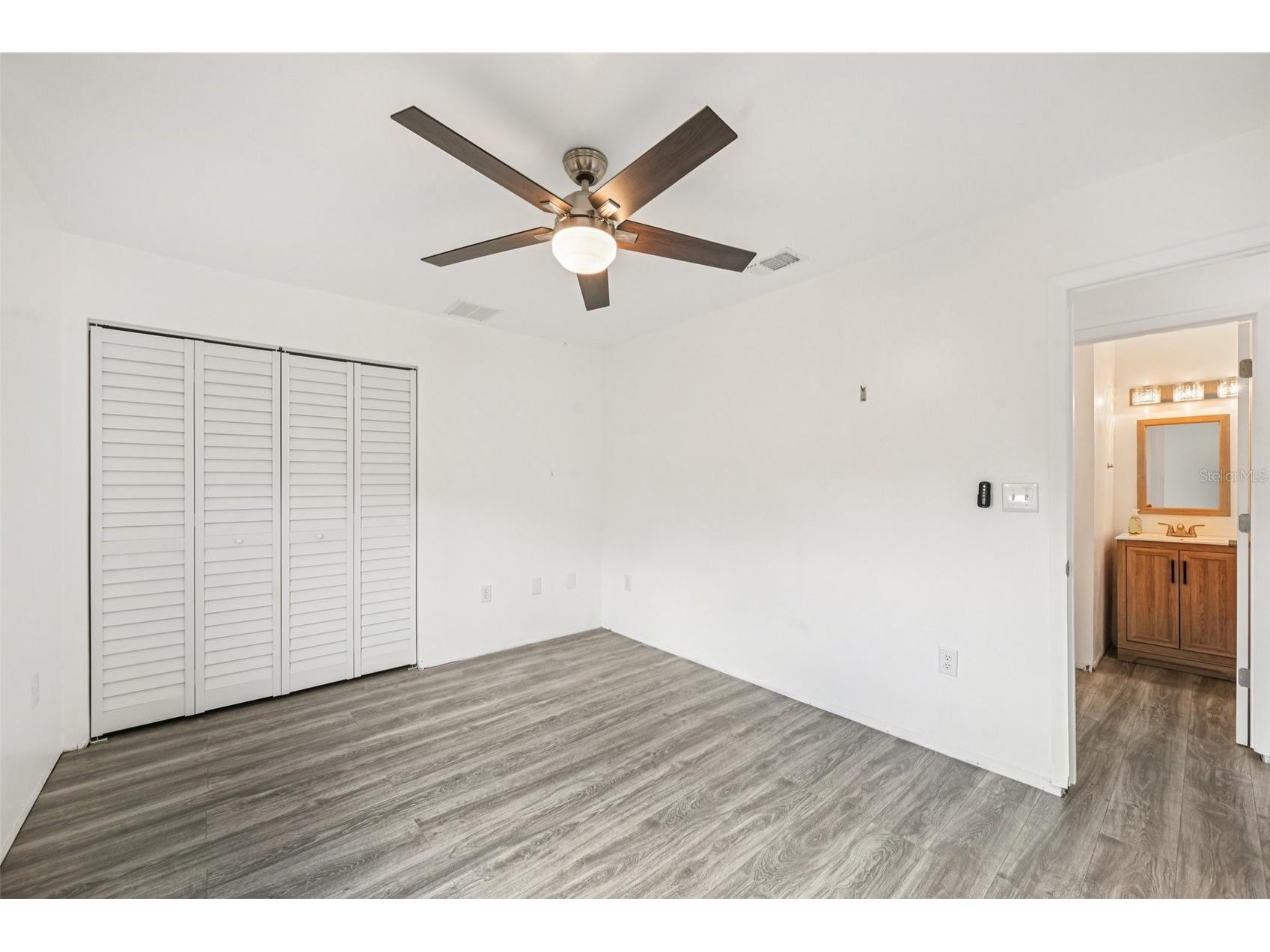 8635 Chesebro Avenue North Port FL 34287 A4682598 image24
