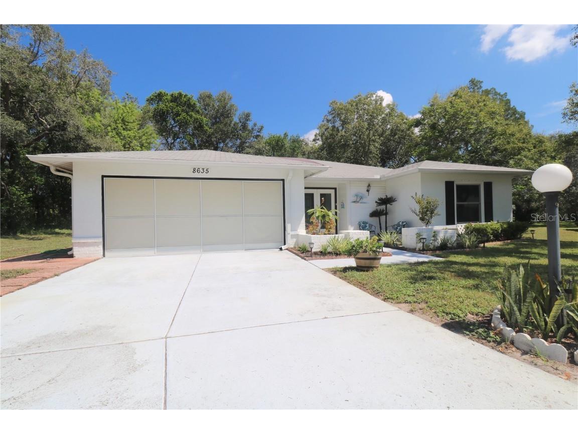 8635 Gold Pine Drive Port Richey FL 34668 W7858000 image1