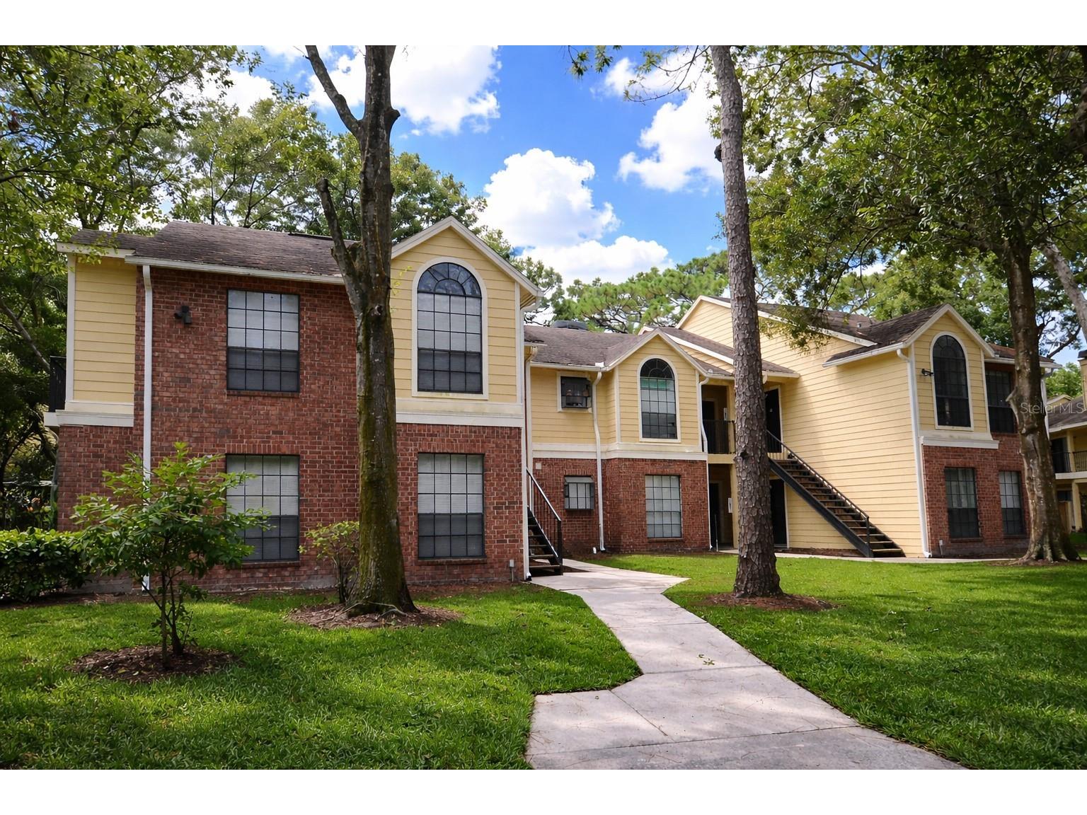 8635 Mallard Reserve Drive #201 Tampa FL 33614 TB8498565 image1