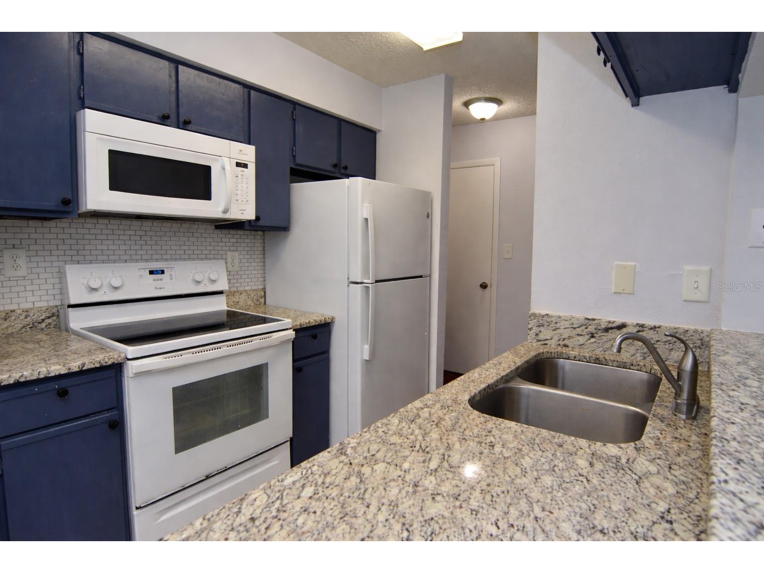 8635 Mallard Reserve Drive #201 Tampa FL 33614 TB8498565 image4